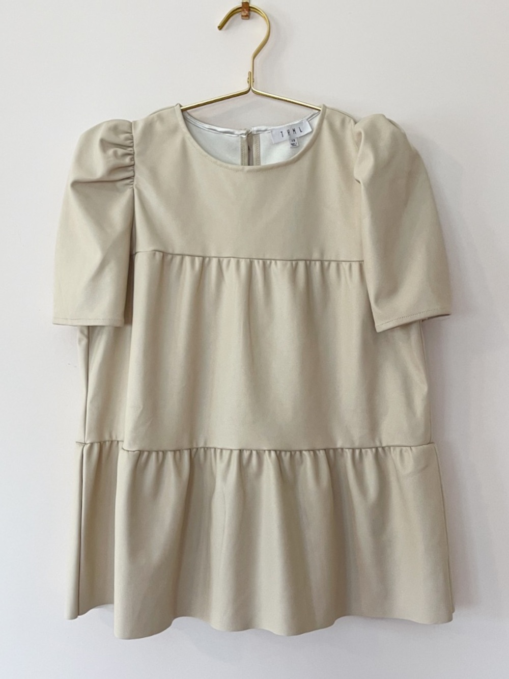 THML NWOT Neutral Minimaist Vegan Leather Tiered Cap Sleeve Structured Blouse